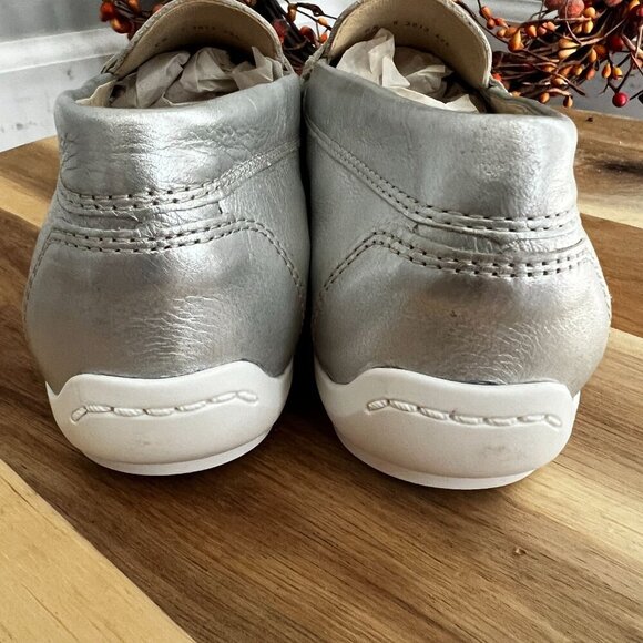 Ara The Alabama Sport Womens Loafer Flat Sz 6.5 Metallic Platinum Leather